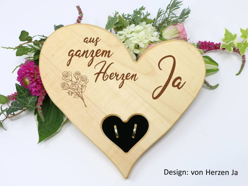 Ringkissen aus Holz Herz mit Spruch