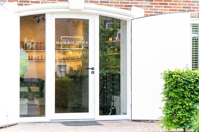 Voorkant gevel - Jody's Hair Boutique - Salon Kloosterzande - Bedrijfsfotografie Smart Assists