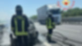Lamezia Terme, auto in fiamme sull’A2: fiamme alle sterpaglie e traffico bloccato