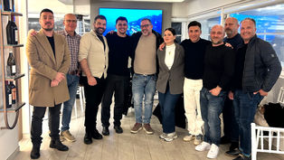 Membri del direttivo AssotourExtra durante l'atto di costituzione dell'associazione a Santa Maria del Cedro