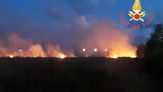 Incendio all'ex zuccherificio di Lamezia Terme