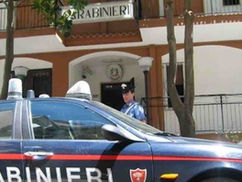 Alto Tirreno, Ferragosto di controlli: parco giochi sequestrato e locali chiusi
