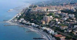 San Lucido: arriva "Note di stelle", il 31 luglio. Dedicato alle vittime del Covid