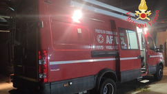 Vigili del Fuoco durante le ricerche nei boschi di Taverna