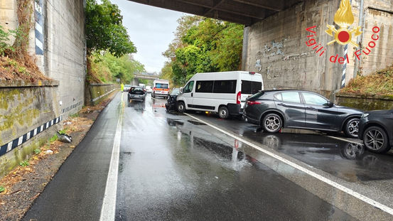 Incidente stradale sulla ss18 a Belvedere: coinvolto un minibus con passeggeri disabili