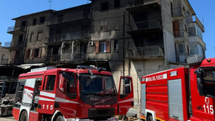 Incendio palazzina a Campora San Giovanni