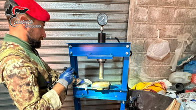 Nell’Aspromonte un rudere trasformato in laboratorio per la cocaina