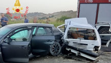 Auto danneggiate dopo incidente a Catanzaro Viale Emilia