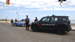 Cariati, in 56 sbarcano al porto: fermati 2 russi per favoreggiamento dell'immigrazione clandestina