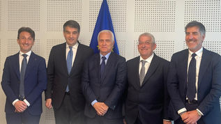 La delegazione de l'Orodicalabria a Bruxelles con il Vicepresidente Raffaele Fitto e il Rettore Gianluigi Greco, Francesco Verderami, Lino Iuliano ed Ernesto Magorno