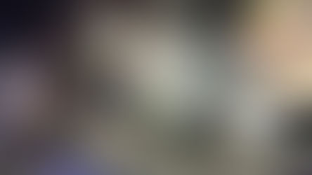 Vigili del Fuoco spengono incendio auto a Lamezia Terme, via I Maggio