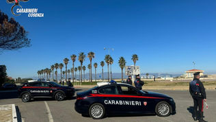 Carabinieri Corigliano Rossano durante operazione di controllo territorio Schiavonea