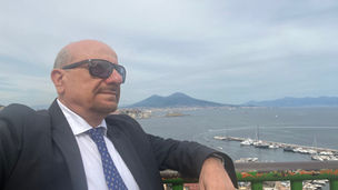 Scalea, oggi l'ultimo saluto al medico di tutti, lutto cittadino per Enzo Saporiti