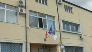 Aggressione nel piazzale del comune di Crosia