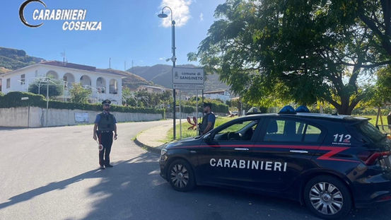 Colpi di pistola alla Discoteca il Castello Sangineto