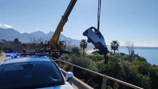 Scalea, è stata recuperata in mattinata la Panda finita nella scarpata in zona "Petrosa"