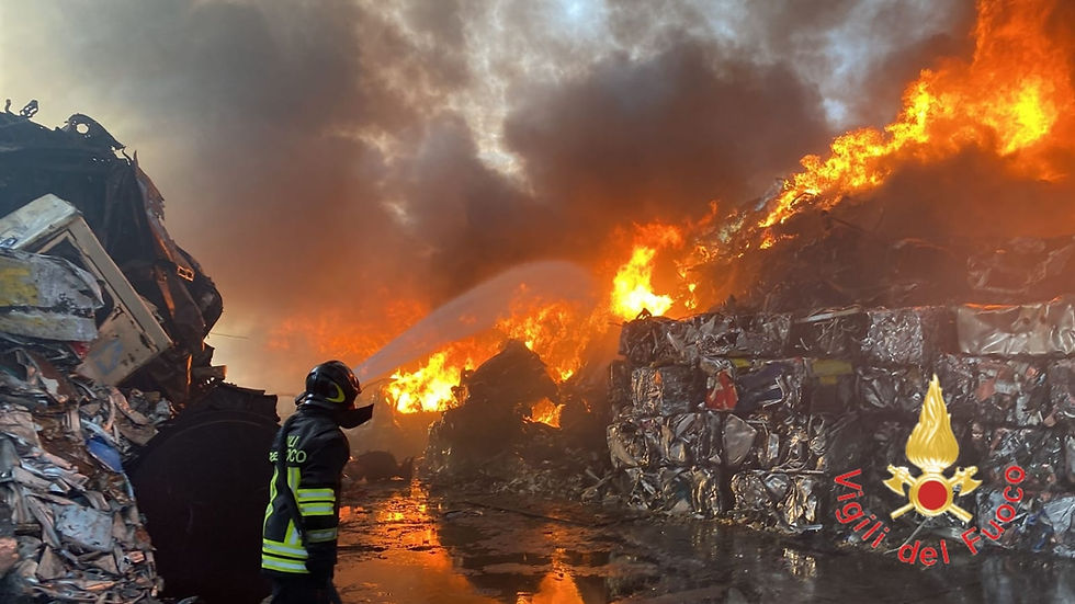 Incendi in Calabria, 70 interventi dei vigili del fuoco nelle ultime ore