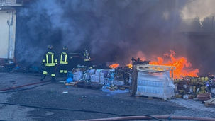 vigili del fuoco incendio Lamezia Terme