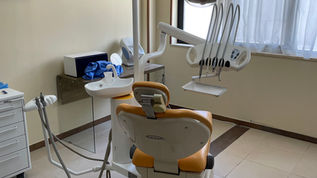 Scoperto un falso dentista: sequestrato lo studio abusivo