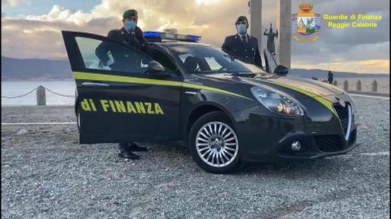Percepivano indebitamente il "Bonus spesa covid”: denunciati in 46 nel reggino