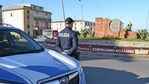 Tirapugni in auto e lesioni aggravate: un arresto a Corigliano Rossano
