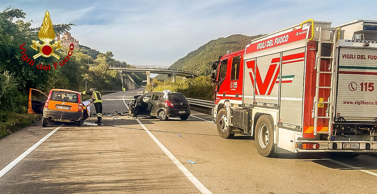 Incidente stradale mortale sulla SS 283 delle Terme in territorio di San Marco Argentano, muore un uomo di 43 anni  di Corigliano Rossano