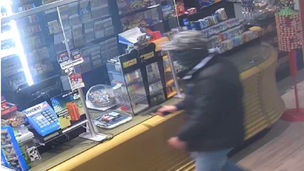 Rapina alla tabaccheria di Schiavonea: in carcere il presunto responsabile