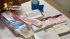 Militari della Guardia di Finanza di Cosenza sequestro di attrezzature mediche e filler in uno studio abusivo