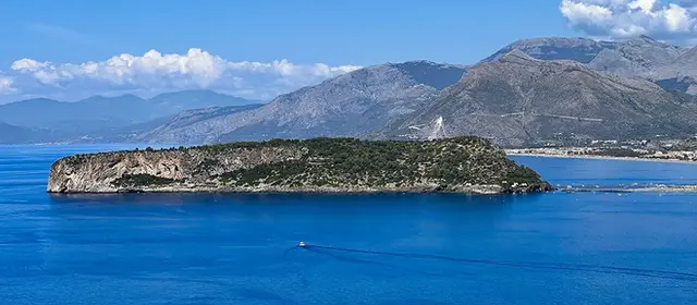 Praia a Mare, ricettività: aumentano i letti, i pernottamenti calano del 19,3%