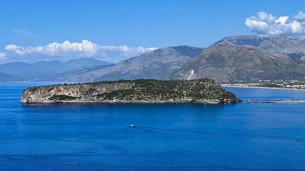 Praia a Mare, più letti ma meno pernottamenti: le proposte del rapporto di Mandarano