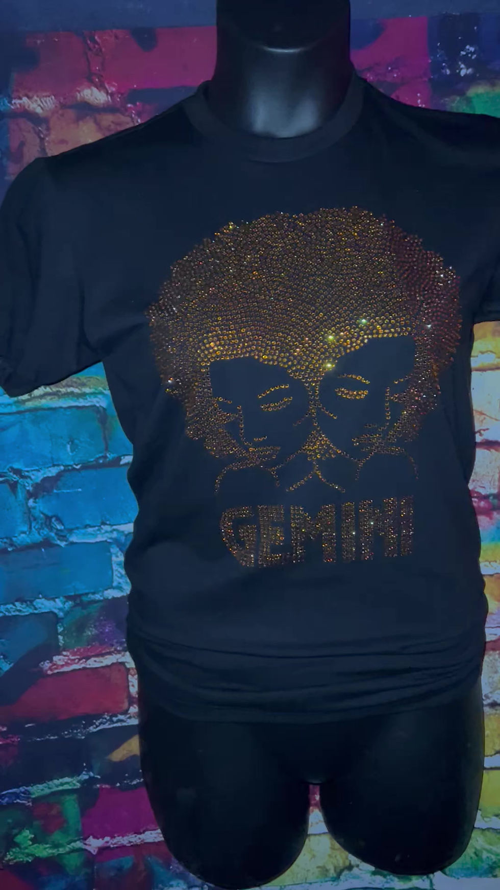 Thumbnail: GEMINI WOMAN BLING (short sleeve)