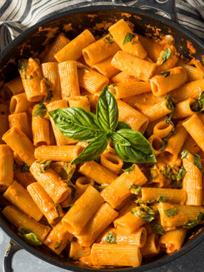 Rigatoni Pasta Riscossa 100%, pasta italiana premium elaborada con trigo duro ideal para restaurantes italianos.