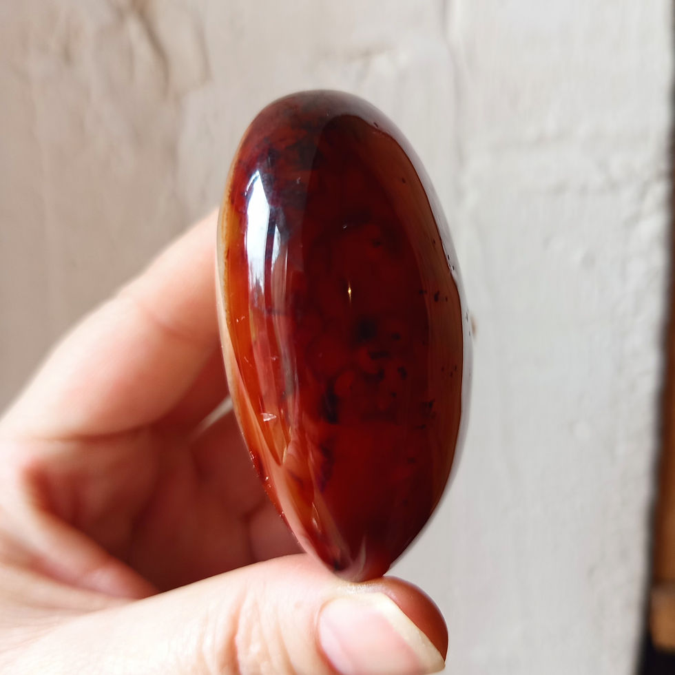 Miniature : Coeur de Cornaline de Madagascar, 246g.