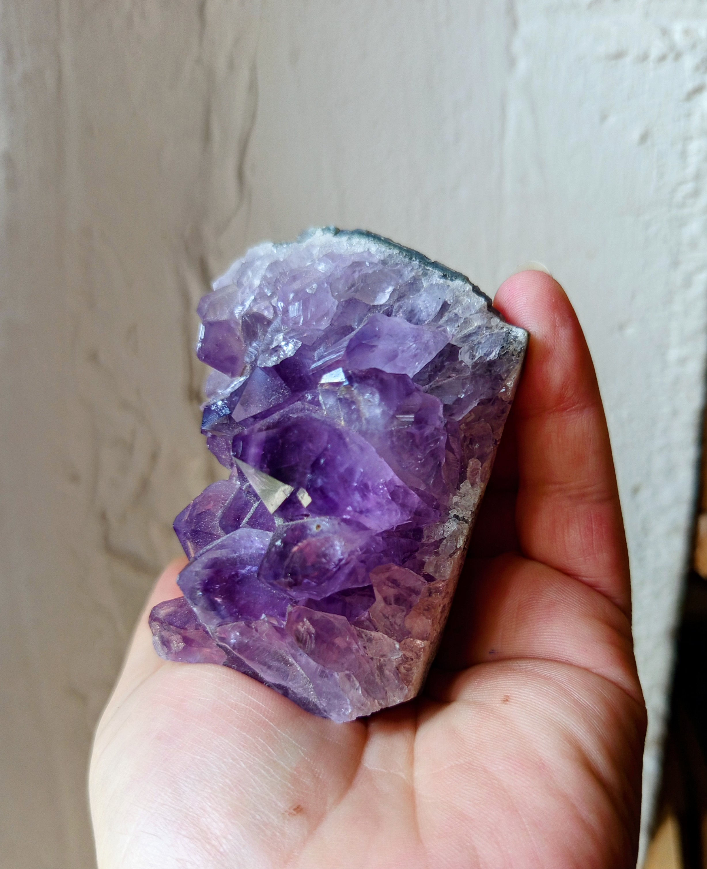 Améthyste de Madagascar, 265g.