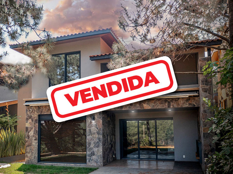 Residencia en Campo de Golf Altozano