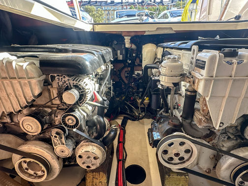 Motorrum Prestige 390S till Salu med båtmäklare Opulence Yachts
