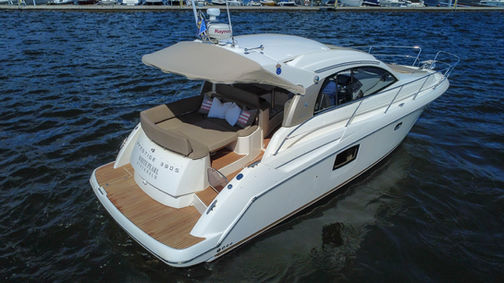 Sittbrunn Prestige 390S till Salu med båtmäklaren Opulence Yachts