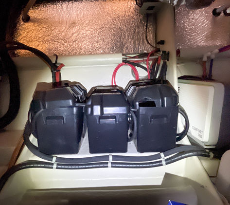 Windy 42 grand bora 2007 motorrum till salu - opulence yachts