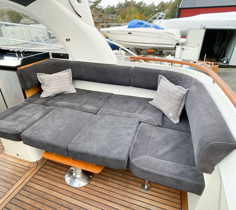 Marex 360 2019 såld sittbrunn - opulence yachts