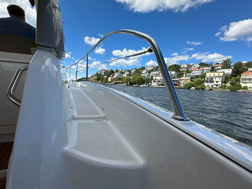 Däcksytor Prestige 390S till salu med båtmäklaren Opulence Yachtss