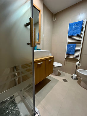 Bathroom 5.jpeg
