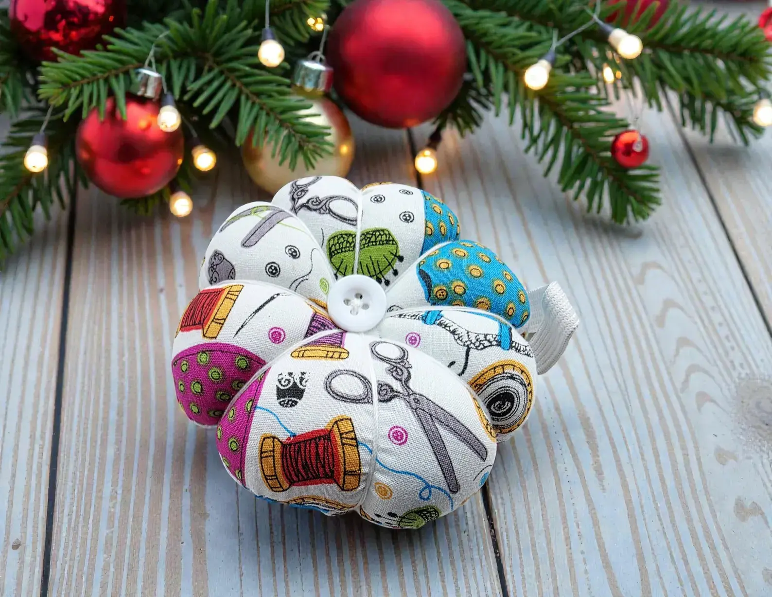 Pumpkin Pin Cushion: Rustic Sewing Needle Pad (9cm)