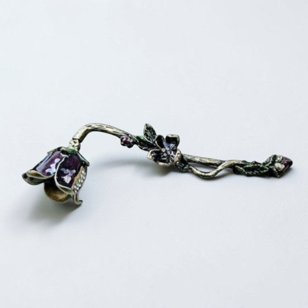 Elegant Candle Snuffer: Floral Home Decor (16cm)