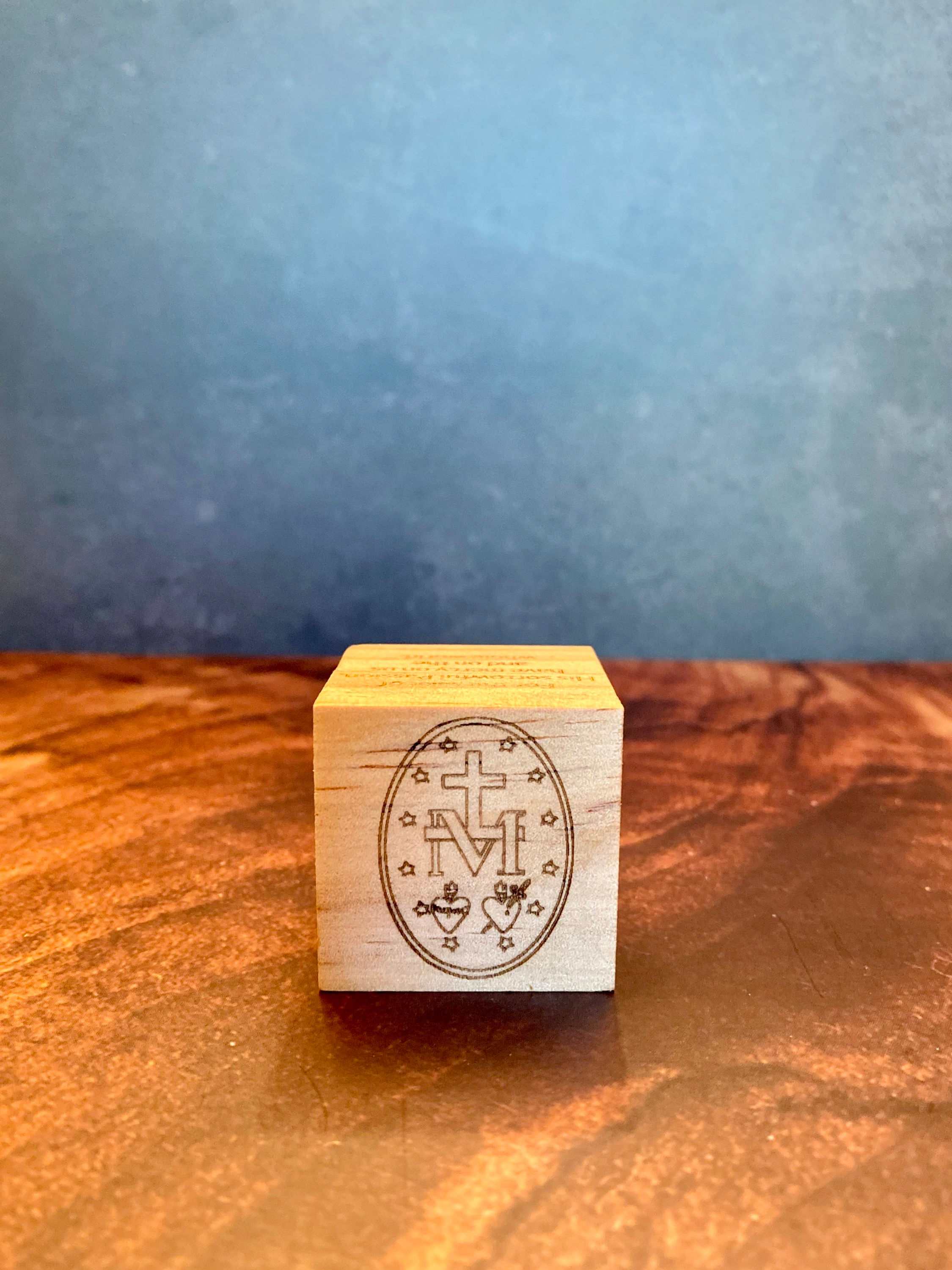 Small Prayer cube