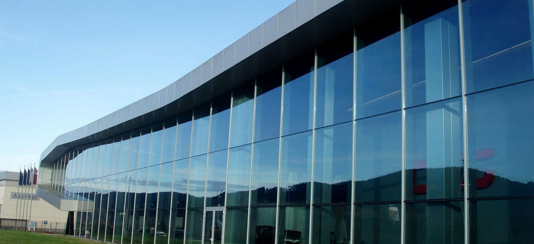 Curtain Wall Verses Structural Glass Facades