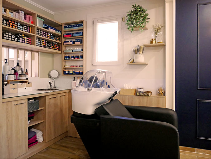 Atelier coiffure et maquillage professionnel - Bailly Romainvilliers MYSELF BEAUTY 77 (3).