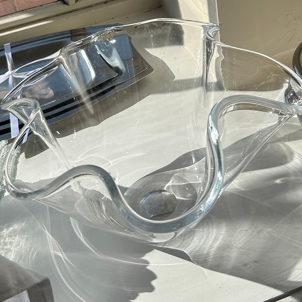 Thumbnail: FOLDED GLASS VASE 