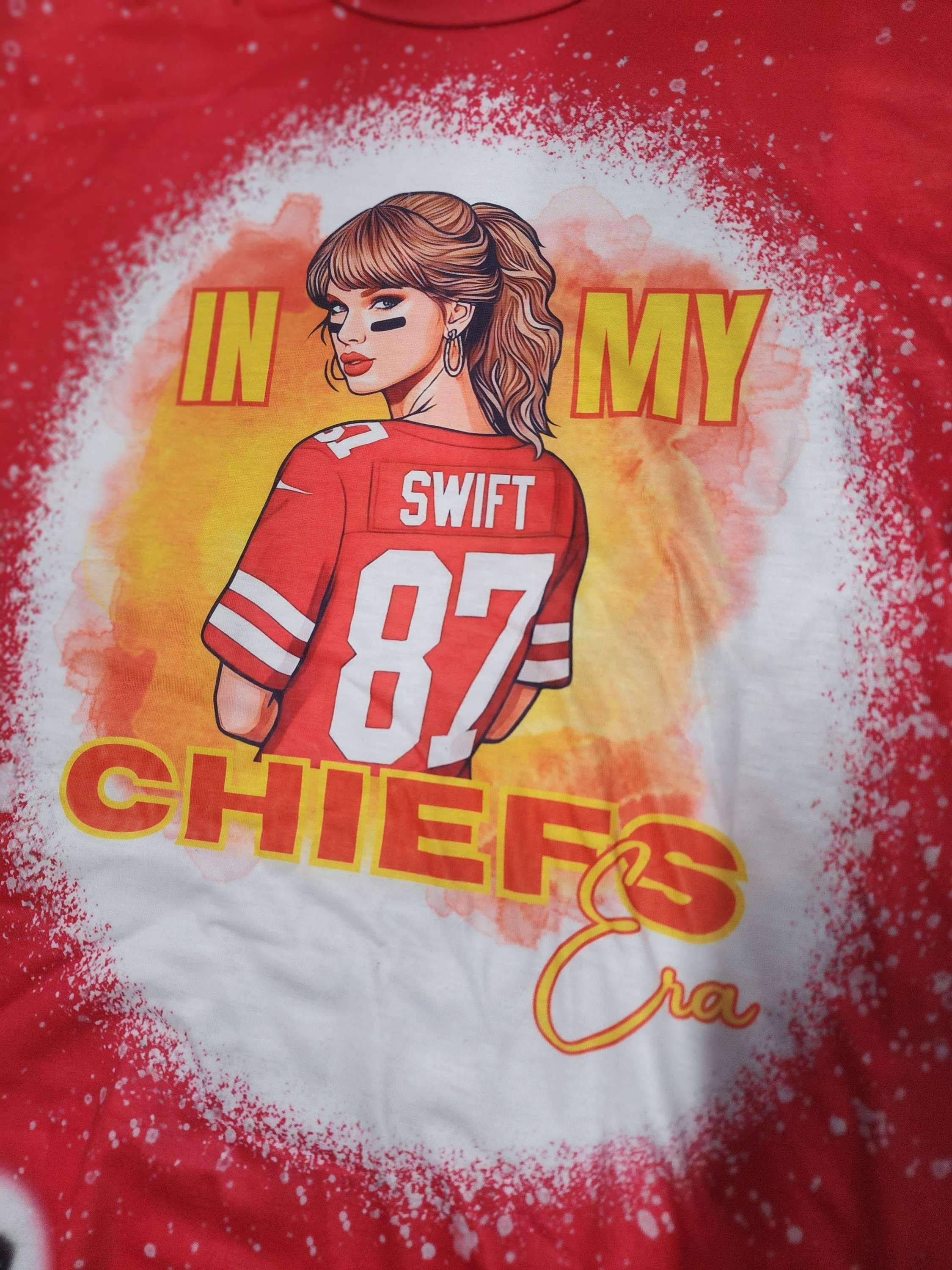 Heather red TS Chiefs shirt