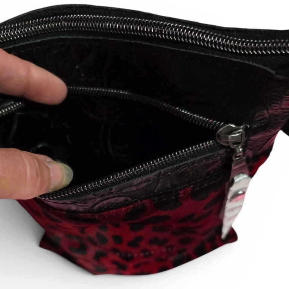 Thumbnail: Scarlet Outlaw Crossbody
Purse