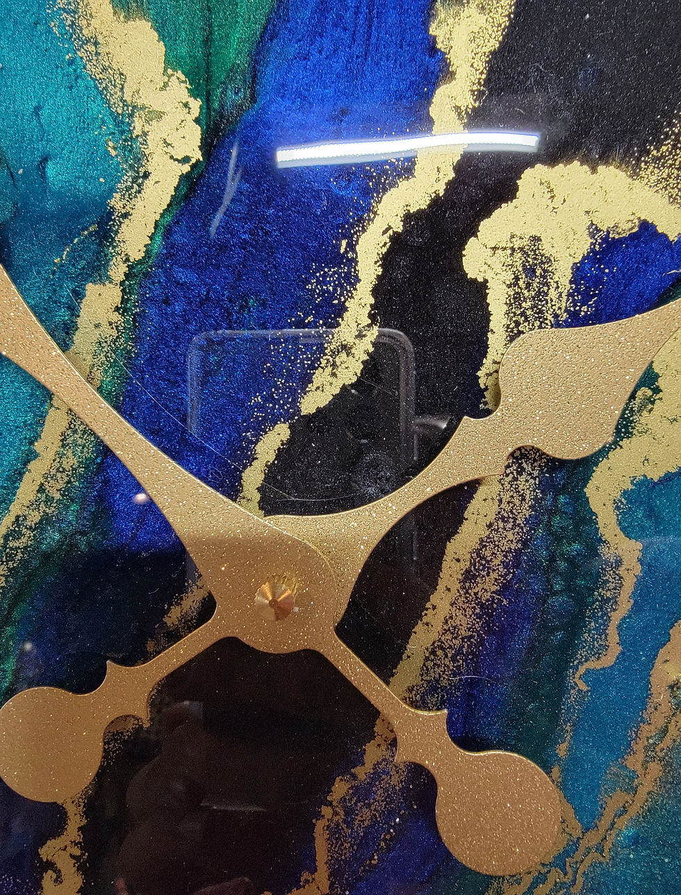 Thumbnail: Laguna agate clock